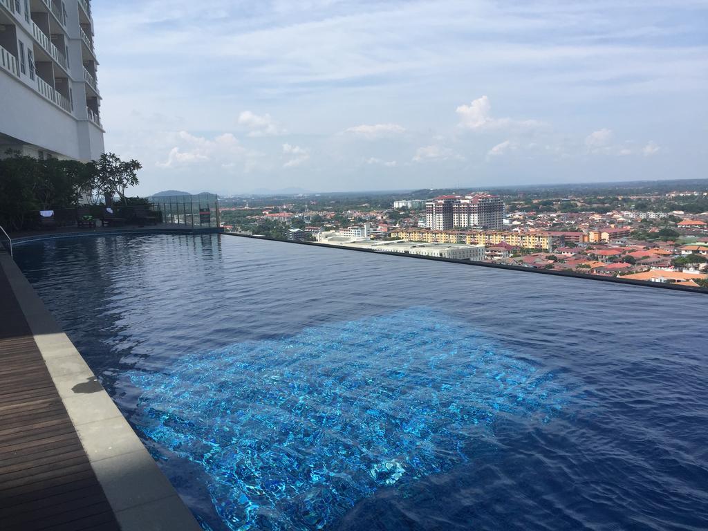 Sea & City View@Silverscape Malacca Kültér fotó